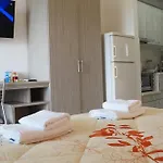 Calua Seaview Rooms Aparthotel 3*