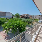 Calua Seaview Rooms
