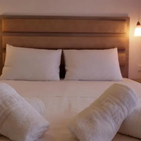 Calua Seaview Rooms Apartmanhotel