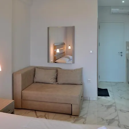 Apartmanhotel Calua Seaview Rooms 3*