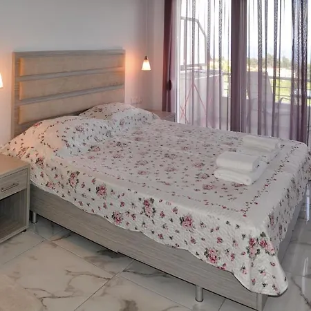 Calua Seaview Rooms 3* Kriopijí