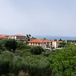 Valiant Sea By Travel Pro - Halkidiki Apart Otel
