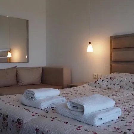 Aparthotel Calua Seaview