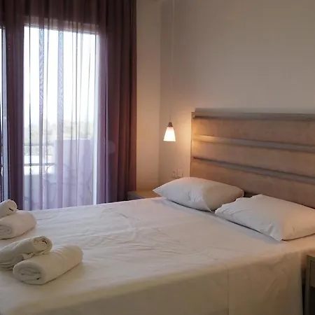 Lägenhetshotell Calua Seaview Kryopigi