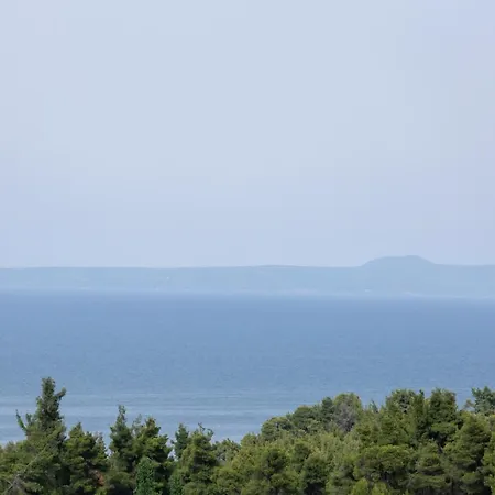 Calua Seaview Lägenhetshotell