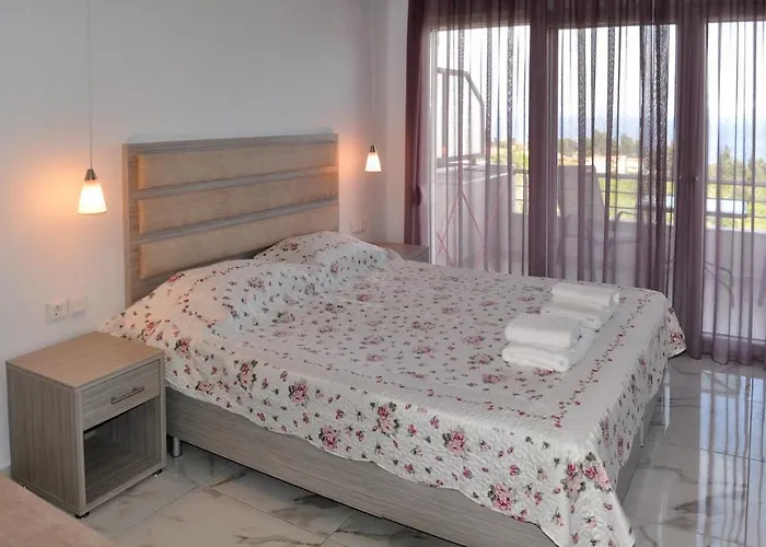 Valiant Sea By Travel Pro - Halkidiki 4*